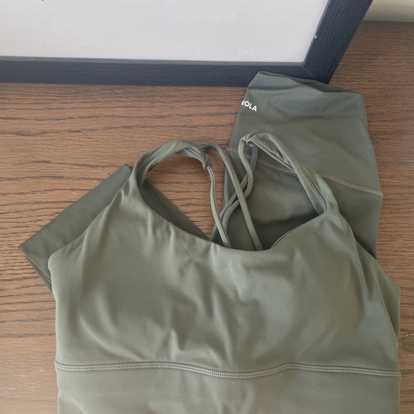 ADANOLA Ultimate Legging & Sporta Bra M Dark Olive Set - Picture 10 of 10